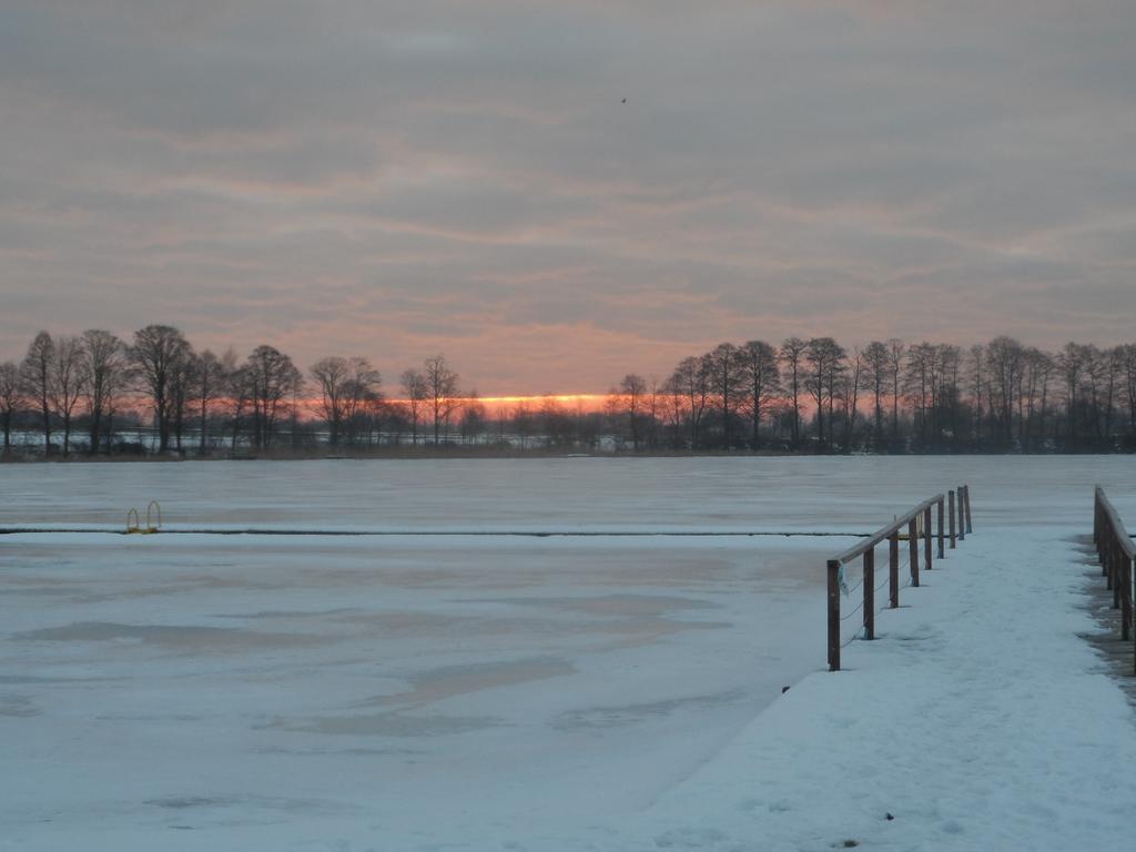 Hotel Lesna Ryba Jedlanka Stara Exteriér fotografie